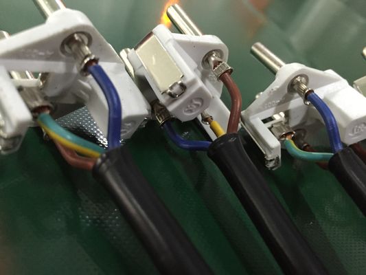 기계 전기 마개 자동 케이블 주름을 잡는 기계를 만드는 3개의 Pin 전원
